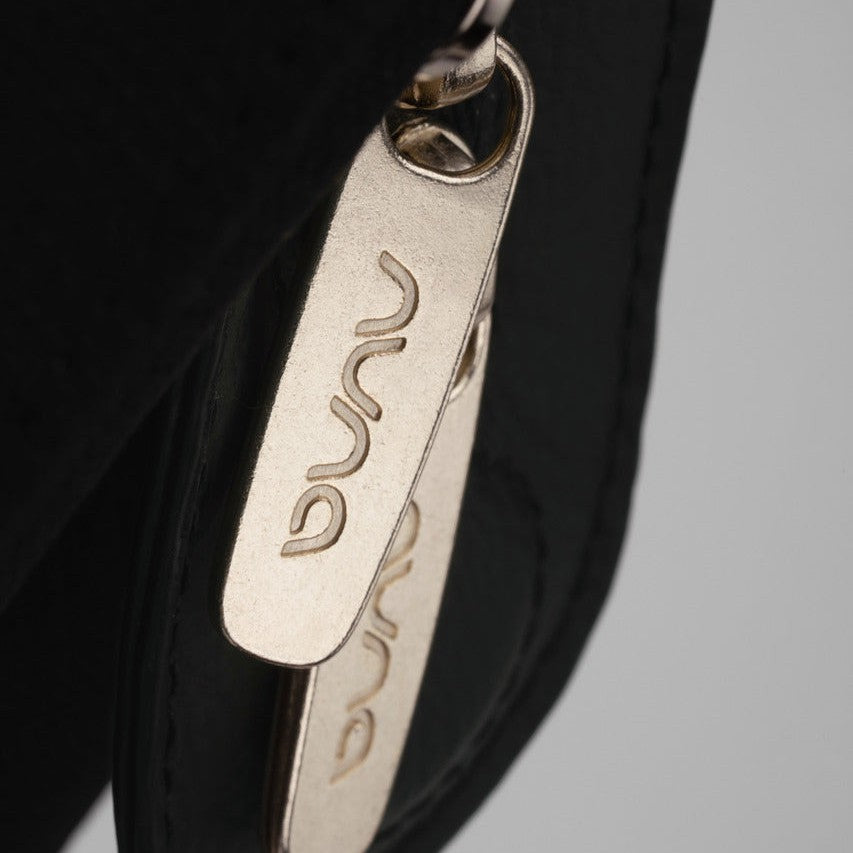 NUNA DIAPER BAG WITH PAD & BOTTLE BAG - CAVIAR