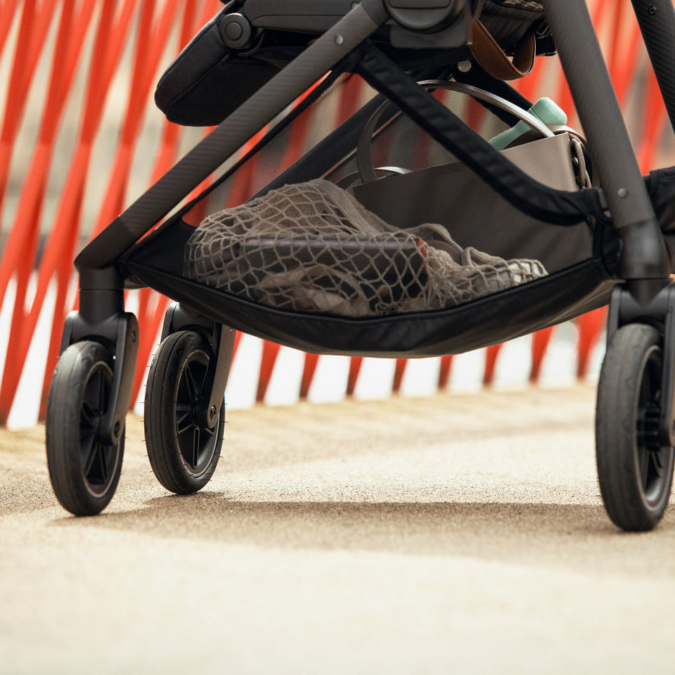 NUNA SWIV STROLLER