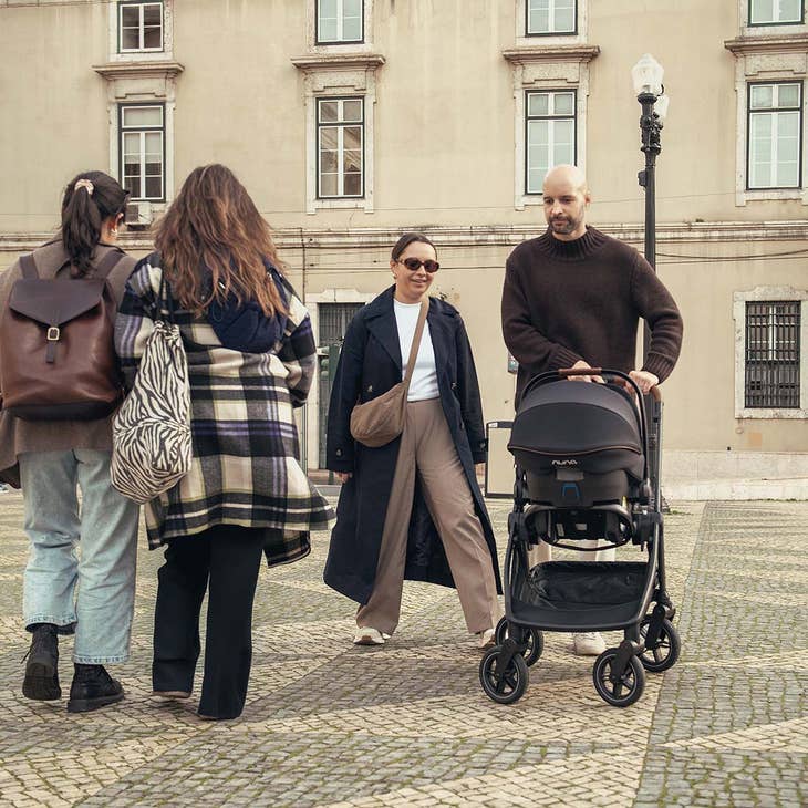 NUNA SWIV STROLLER + PIPA URBN TRAVEL SYSTEM