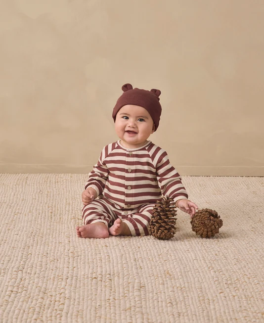 QUINCY MAE BABY BEAR BEANIE BLACK CHERRY