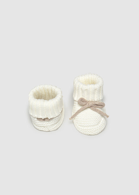 MAYORAL NEWBORN KNIT BOOTIES - ECRU