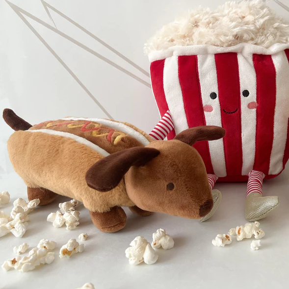 MON AMI HOT DOG IMPOSTER