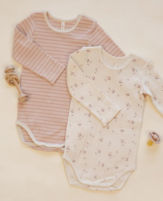 QUINCY MAE RIBBED BODYSUIT, 2 PACK DUSTY ROSE MICROSTRIPE, FALL DITSY