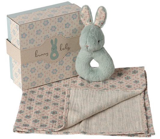 MAILEG RABBIT RATTLE SET - MINT