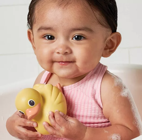 ITZY DUCKY FAMILY BATH TOY SET