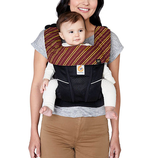 ERGOBABY DROOL BIB - CLASSIC HOGWARTS