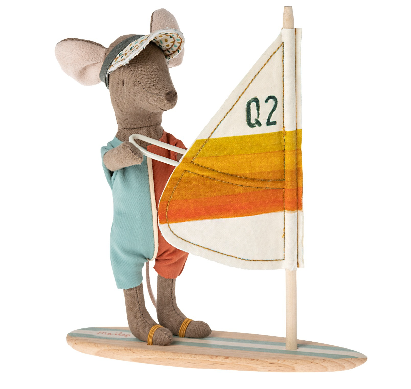 MAILEG BEACH MICE, SURFER BIG BROTHER