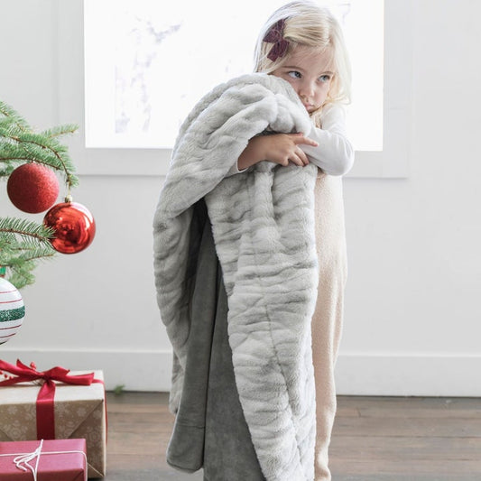 GRAY MULTI COLOR LUSH/MINKY THROW