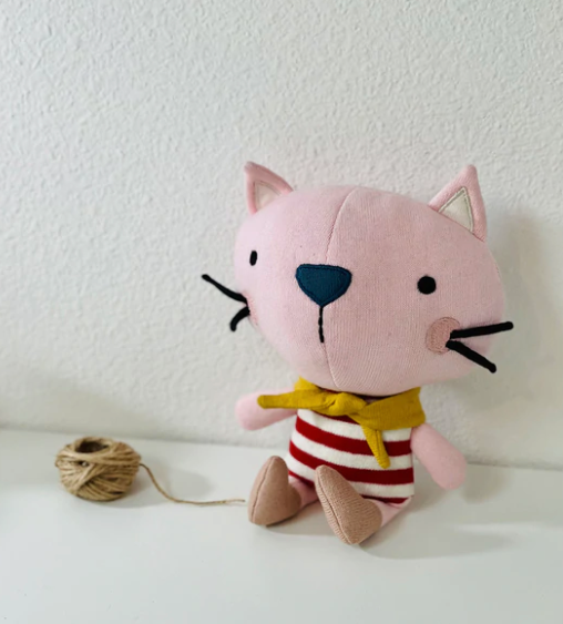 REMI CAT ORGANIC COTTON HAND KNIT STUFFED ANIMAL BABY TOY