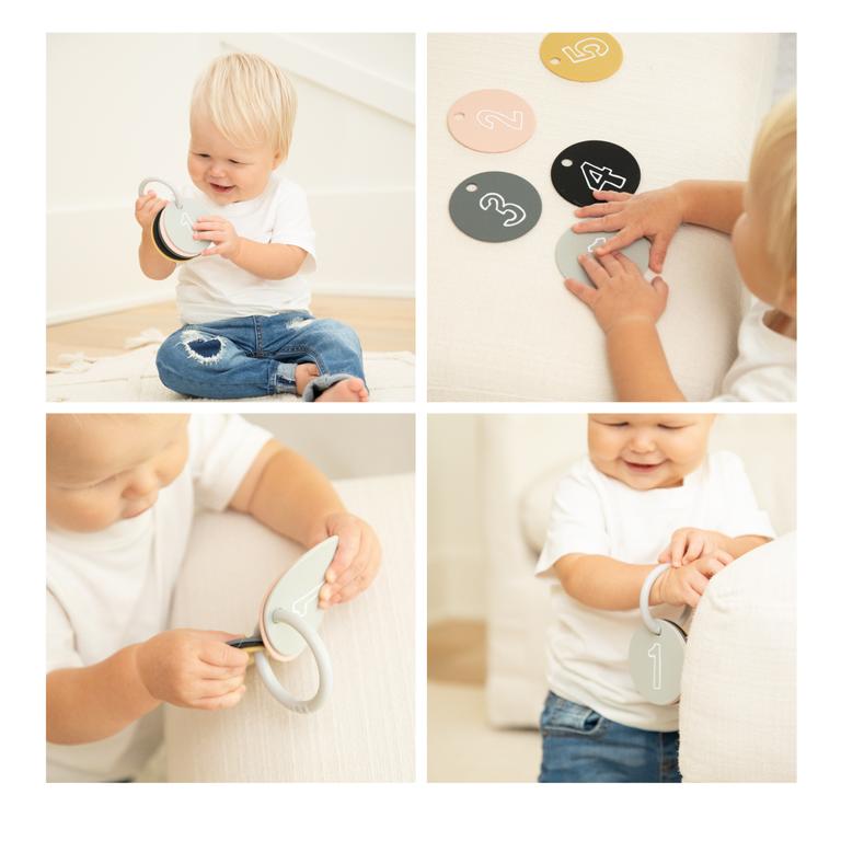 COUNT ON IT TEETHING FLASHCARDS