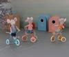 MAILEG TRICYCLE MOUSE BIG SISTER WITH BAG - RED