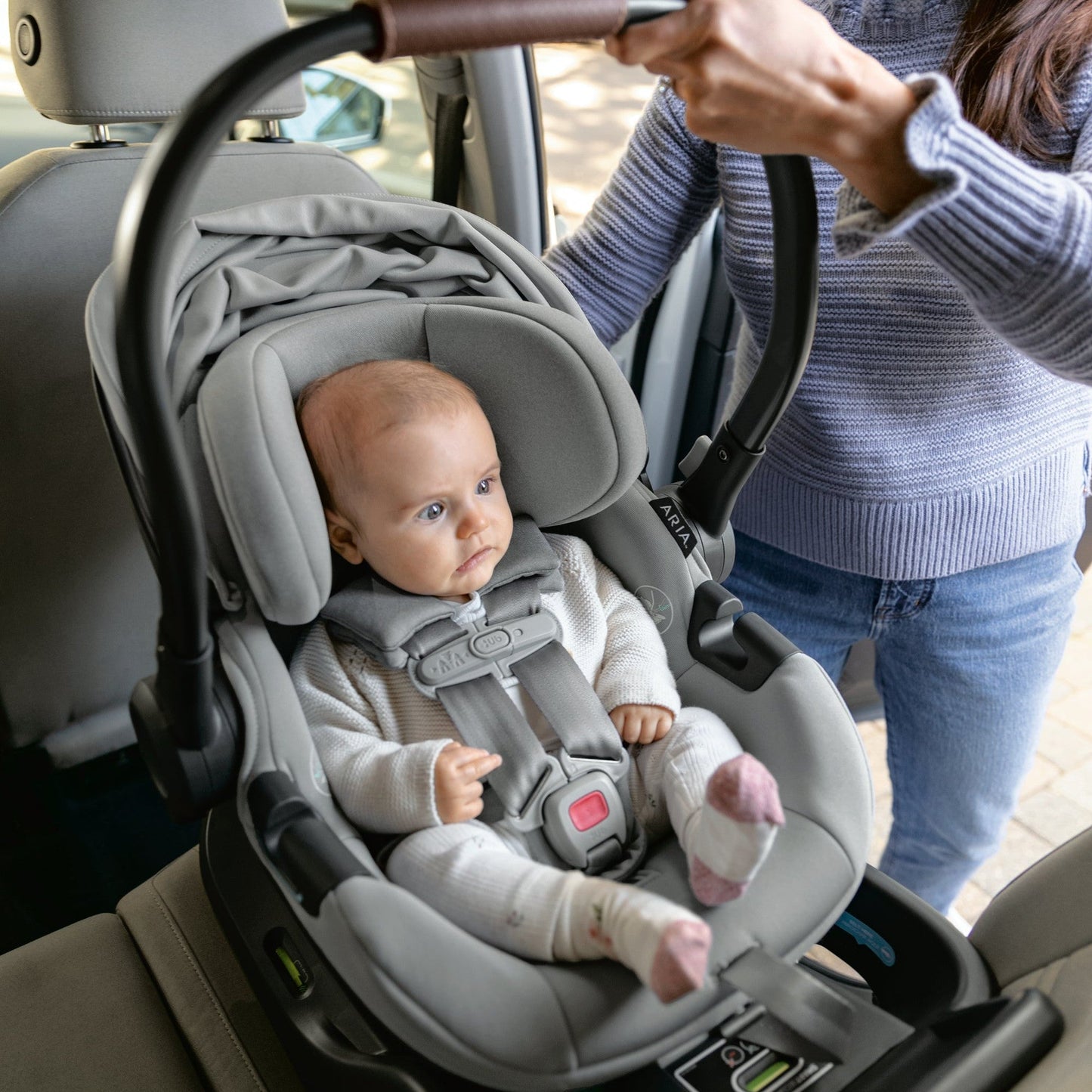 UPPABABY ARIA LIGHTWEIGHT CAR SEAT