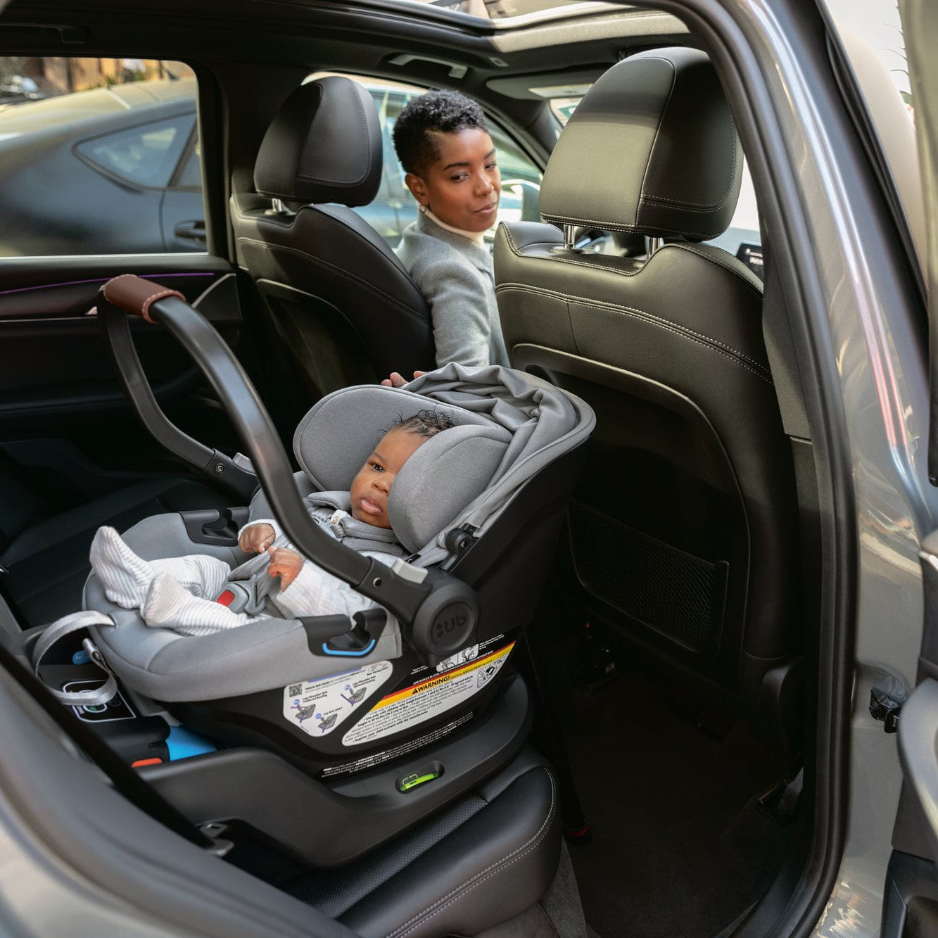 UPPABABY ARIA LIGHTWEIGHT CAR SEAT