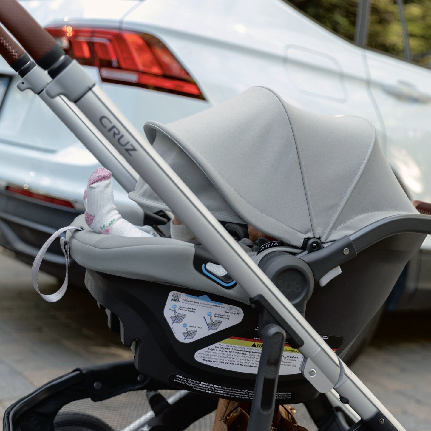 UPPABABY ARIA LIGHTWEIGHT CAR SEAT