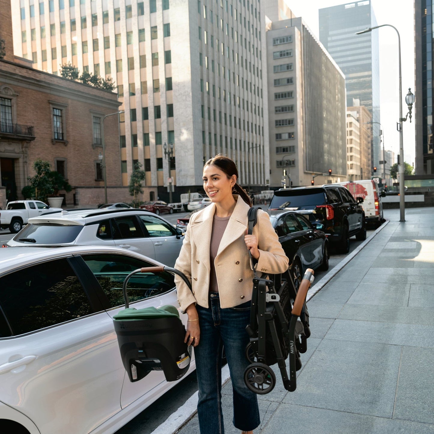 UPPABABY ARIA LIGHTWEIGHT CAR SEAT