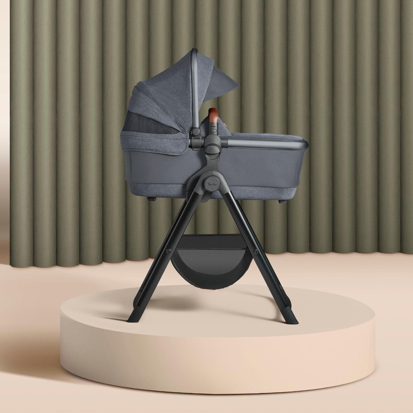 SILVER CROSS WAVE TANDEM BASSINET WITH SUSTAINABLE FABRICS
