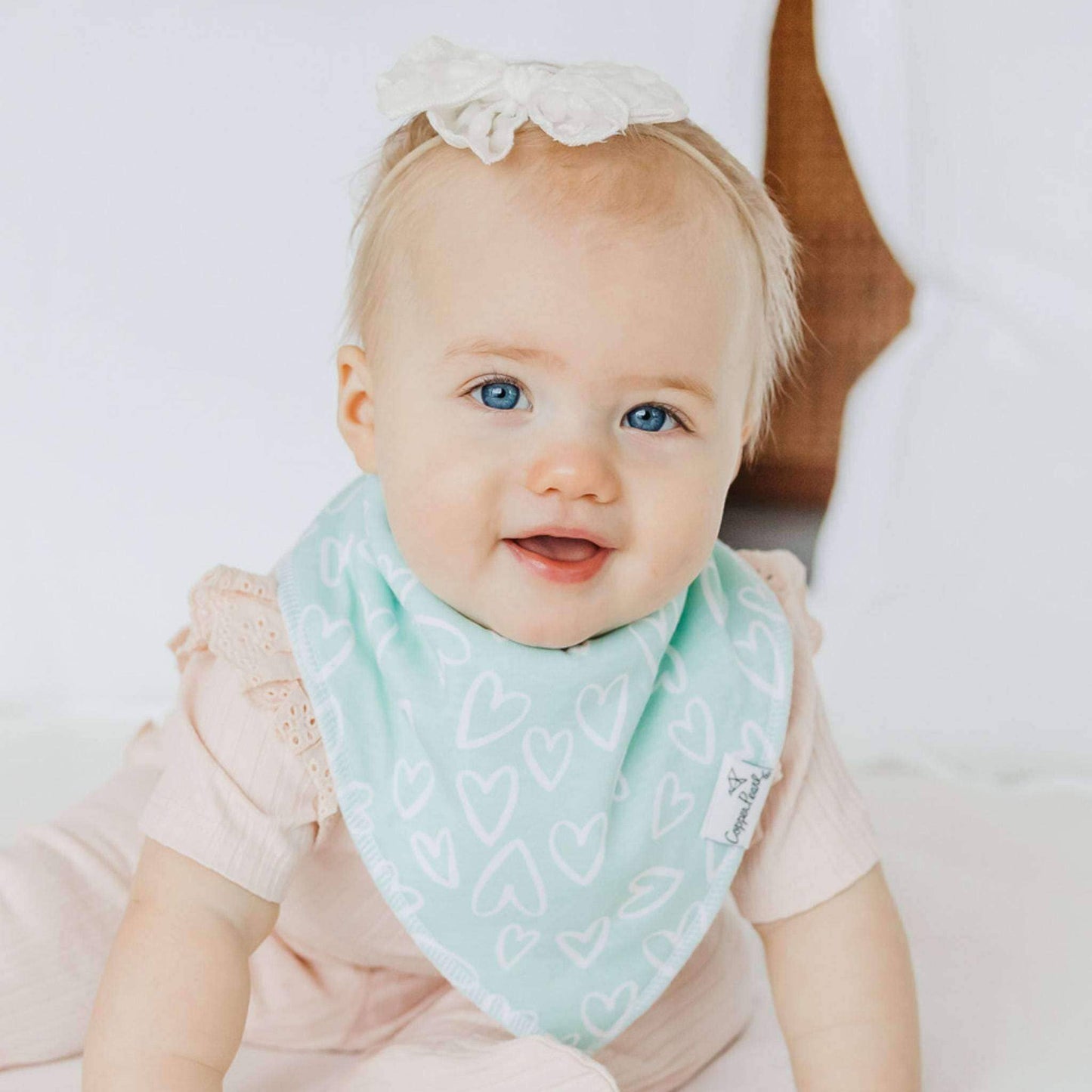 COPPER PEARL CHEERY BANDANA BIB SET