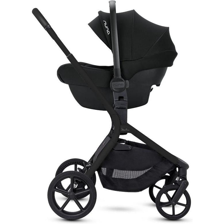 SILVER CROSS BREEZ MID-SIZE COMPACT STROLLER