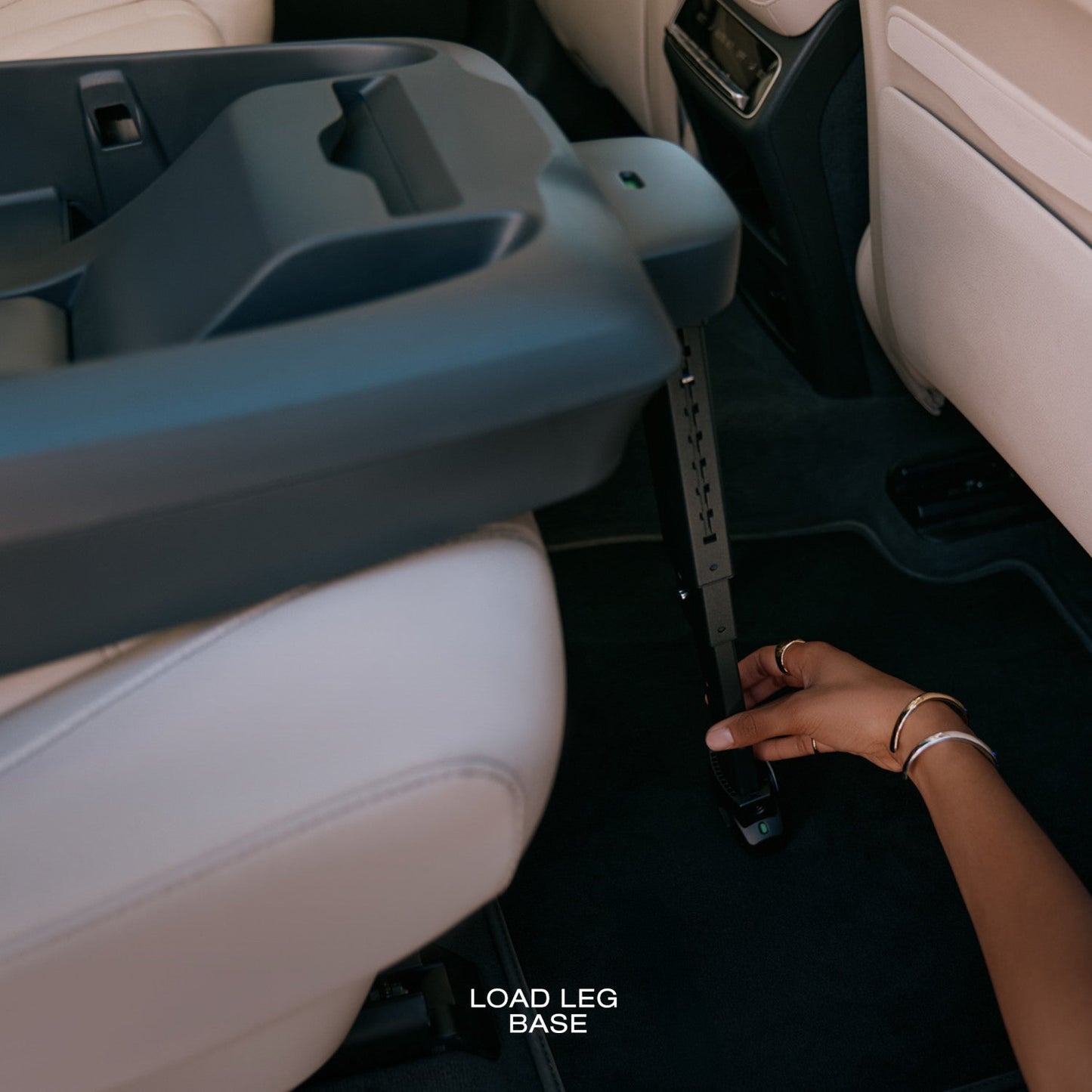 CYBEX ATON G2 INFANT CAR SEAT + LOAD LEG BASE