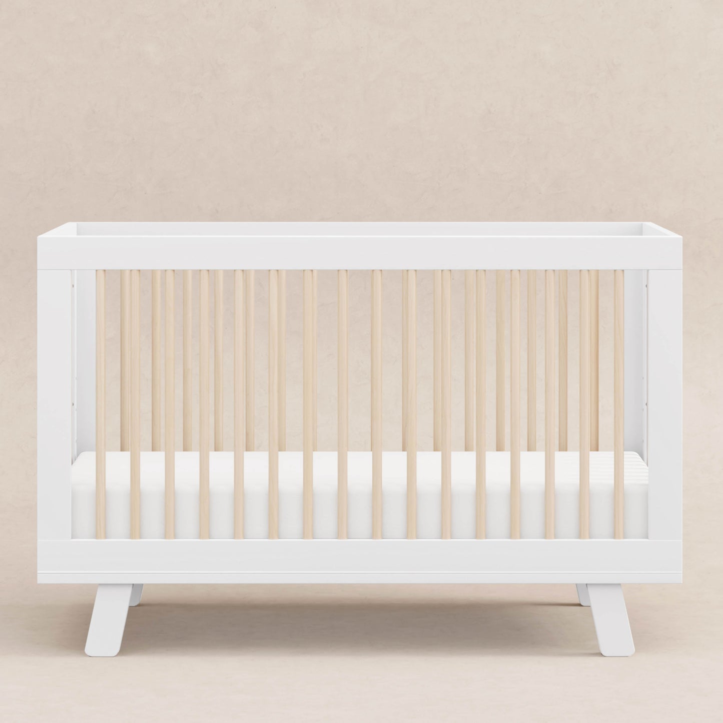 Hudson 3-in-1 Convertible Crib w/ToddlerBedConversionKit in White/Washed Natural