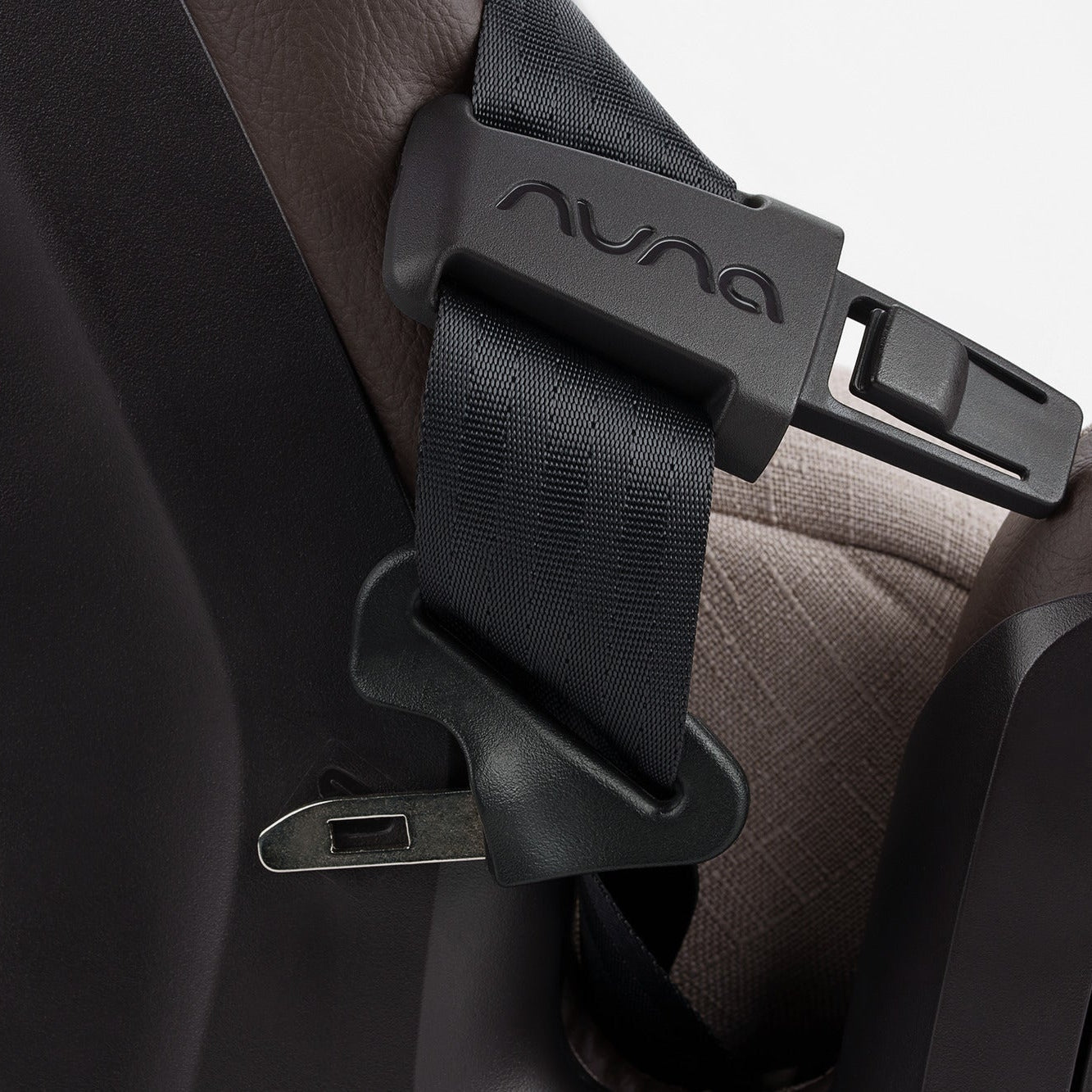 NUNA EXEC NEXT CONVERTIBLE CAR SEAT | PRE-SALE