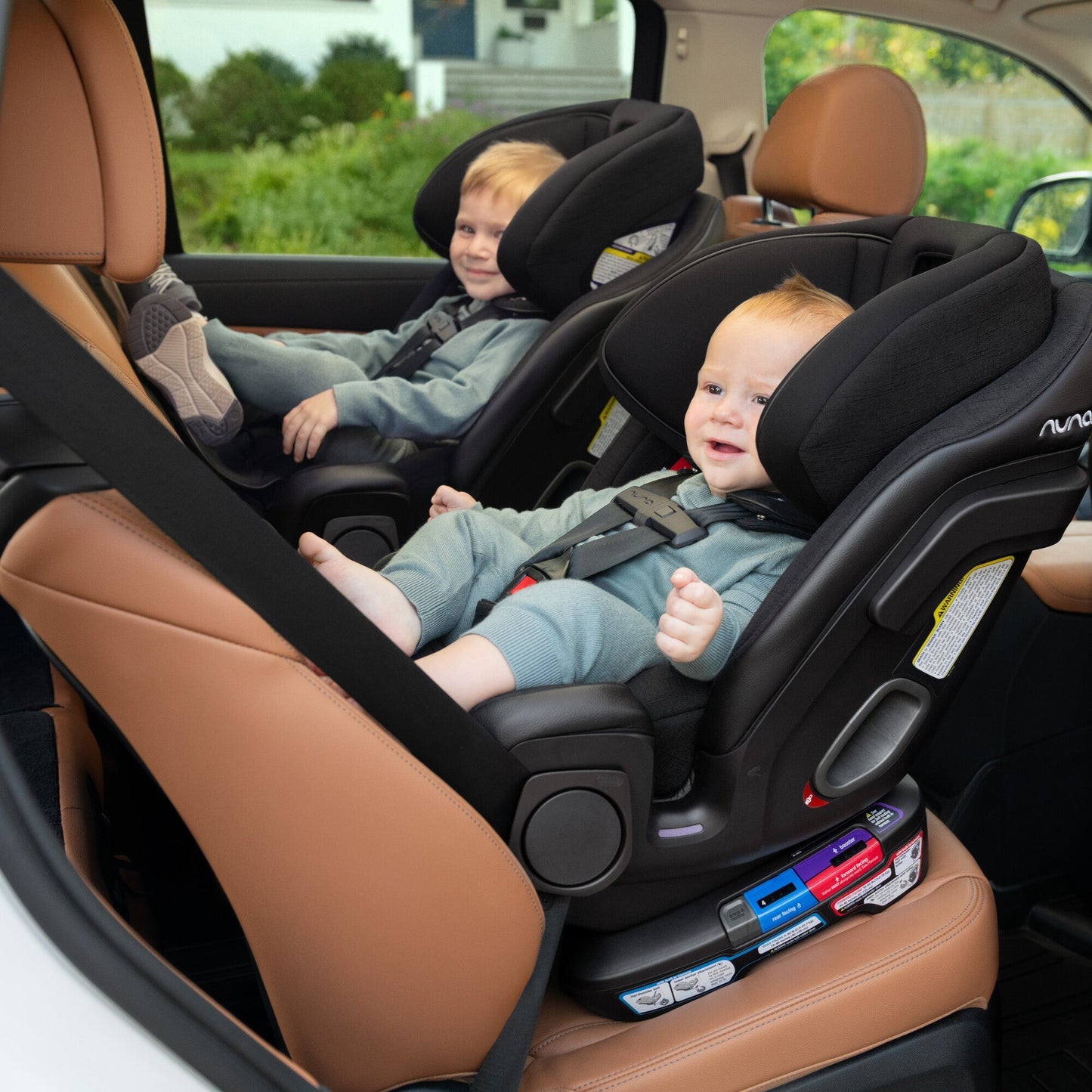 NUNA EXEC NEXT CONVERTIBLE CAR SEAT | PRE-SALE