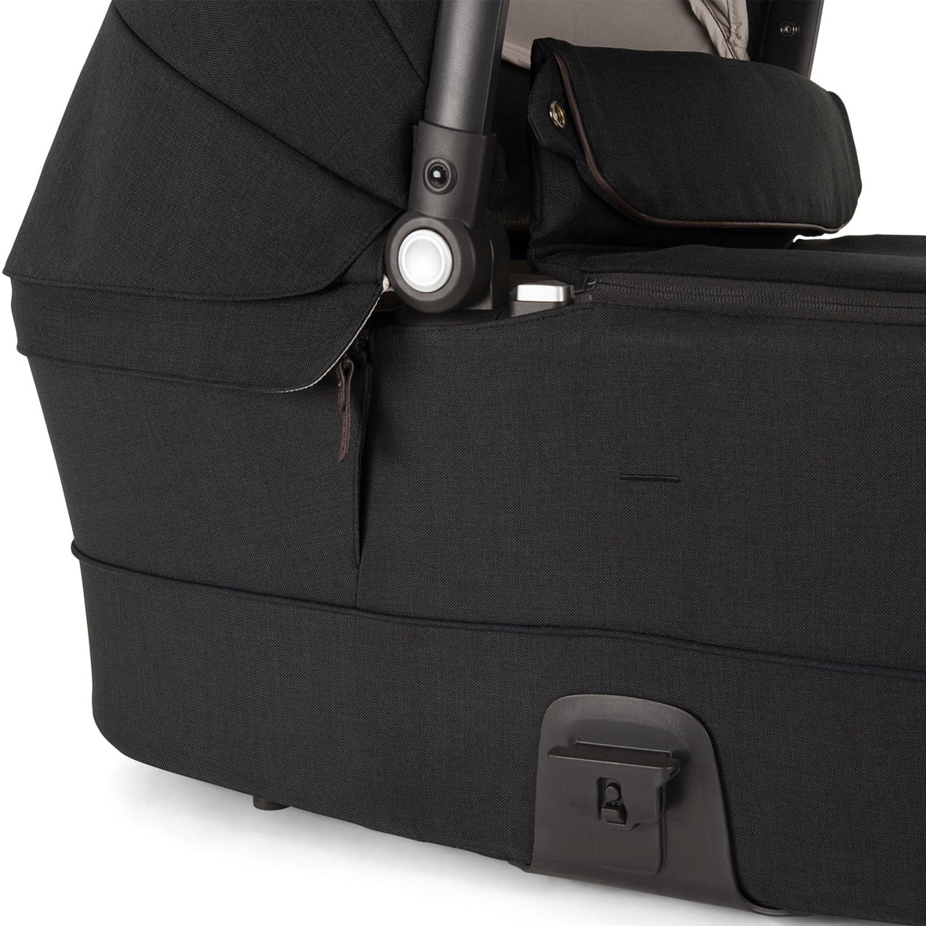 NUNA MIXX SERIES BASSINET + STAND