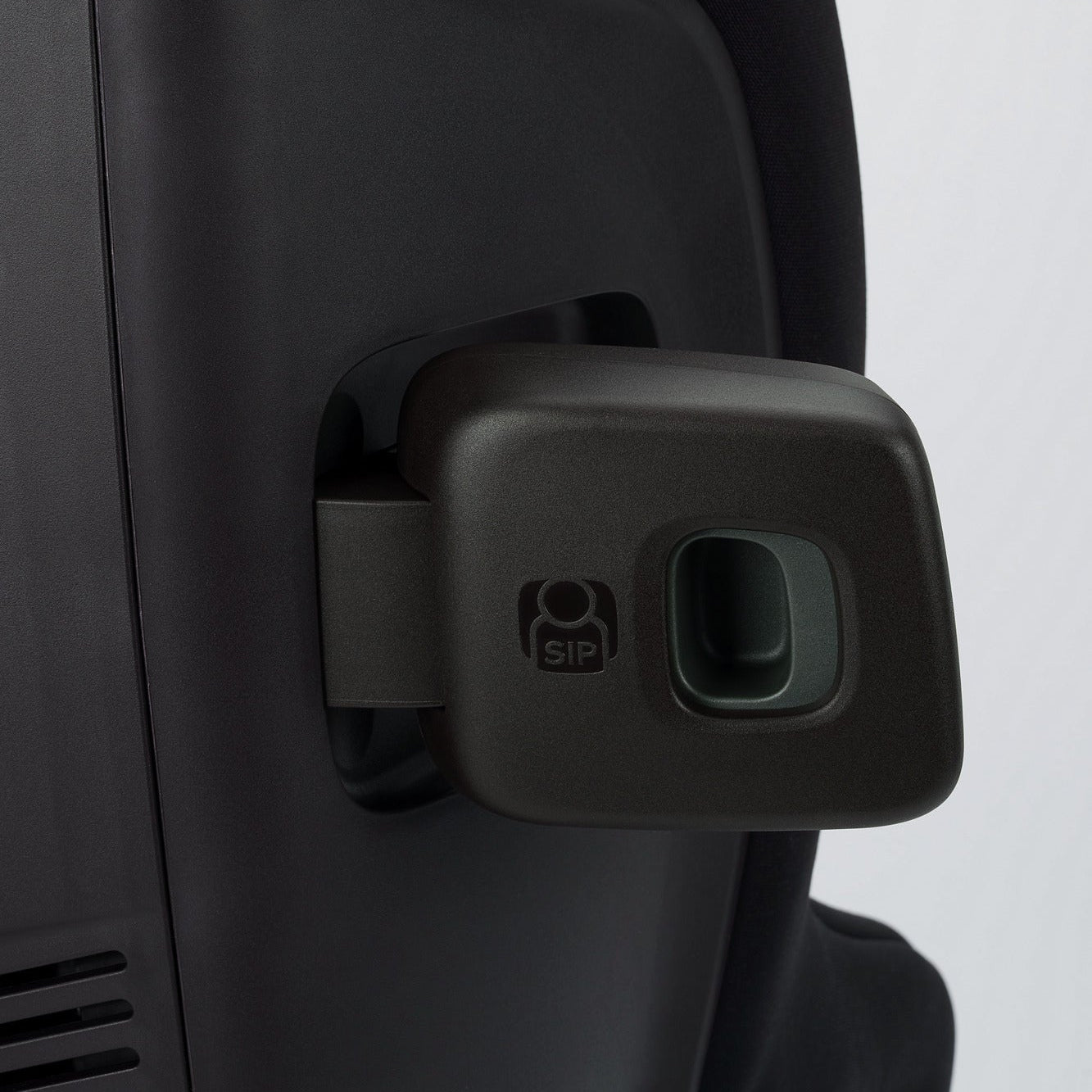 NUNA RAVA NEXT CONVERTIBLE CAR SEAT