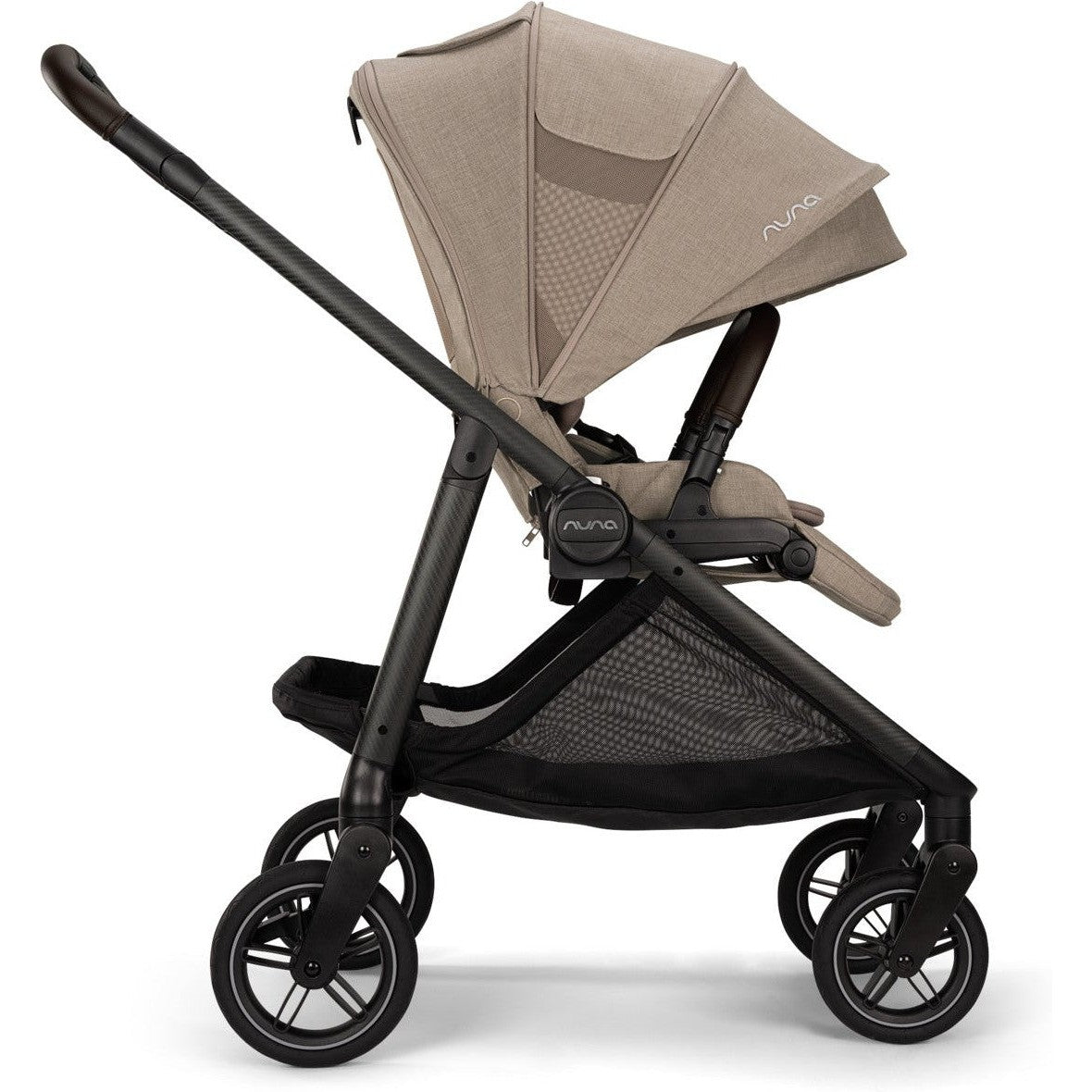 NUNA SWIV STROLLER