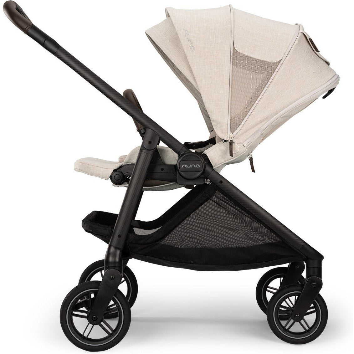 NUNA SWIV STROLLER