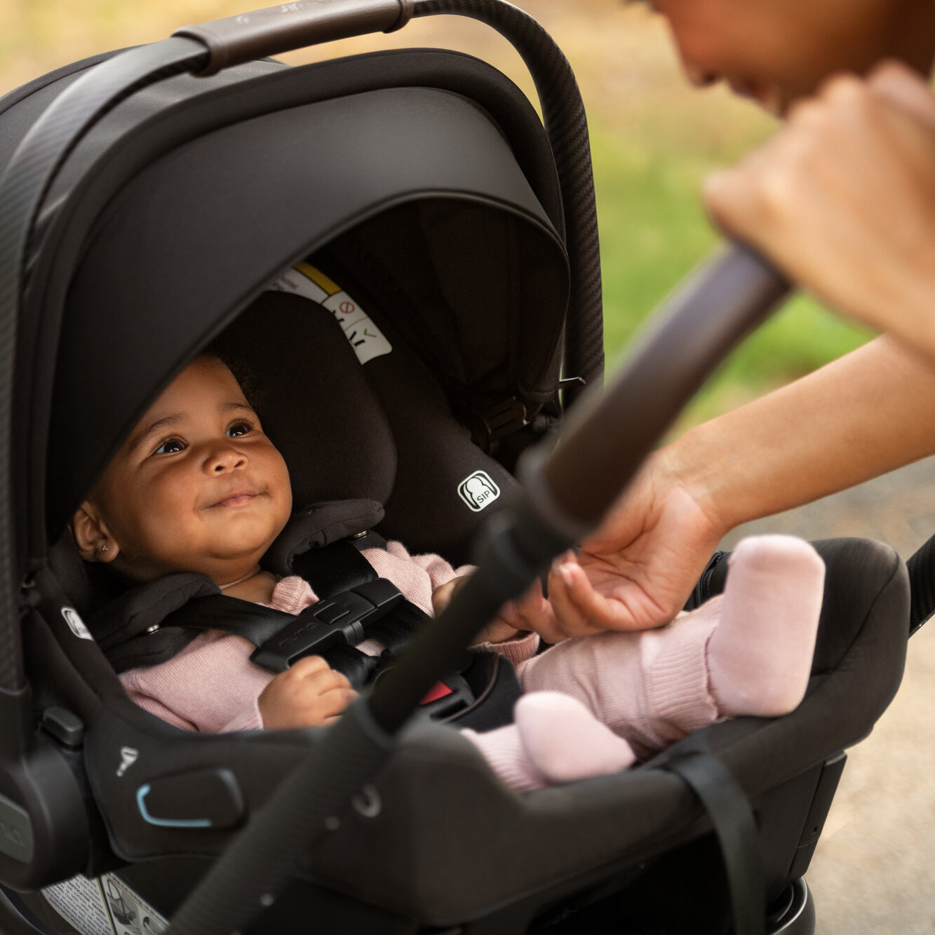 NUNA TRIV LX + PIPA URBN TRAVEL SYSTEM