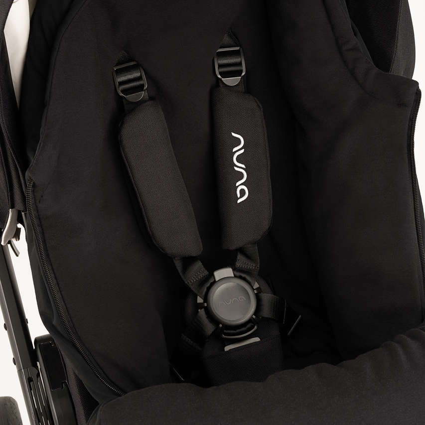 NUNA WINTER STROLLER SET W/ BAG