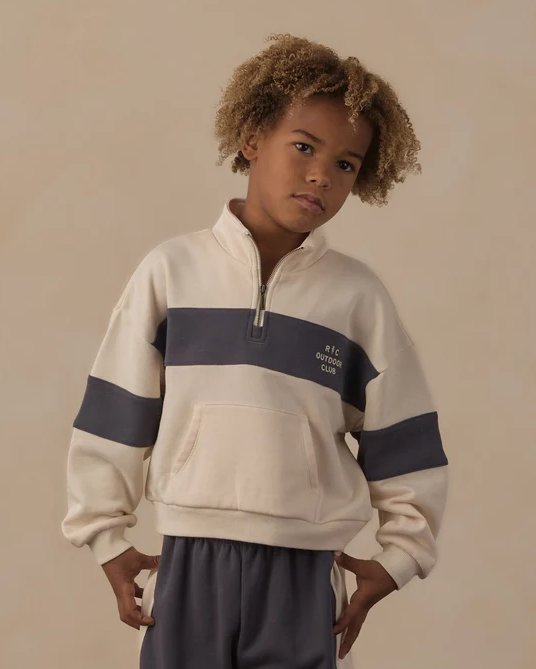 RYLEE + CRU PANEL STRIPE HALF ZIP OUTDOOR CLUB