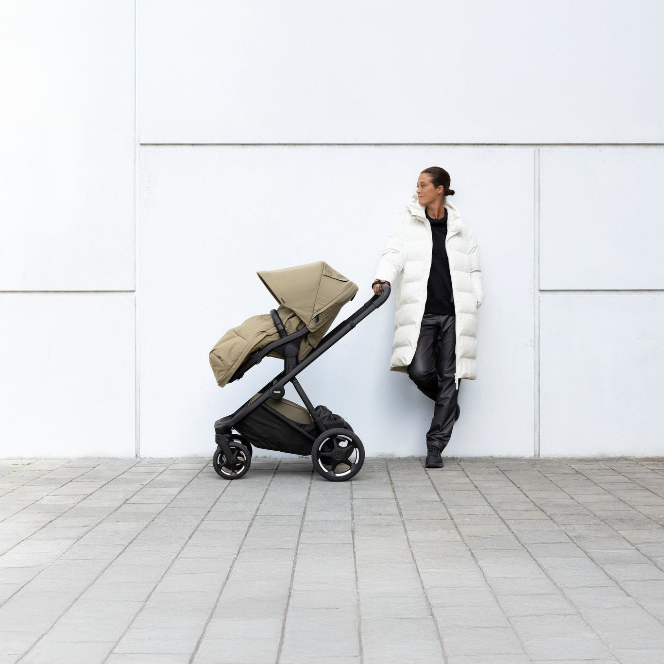 THULE CHARM STROLLER 2-IN-1