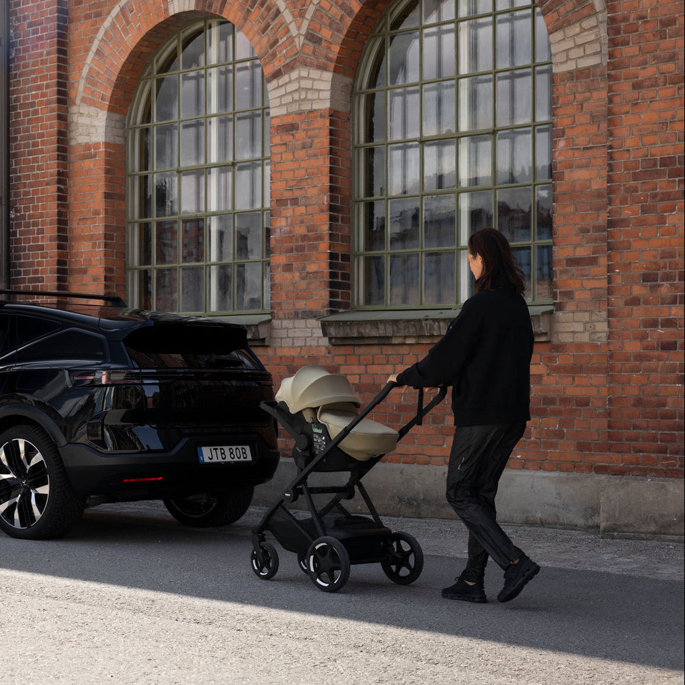 THULE CHARM STROLLER 2-IN-1
