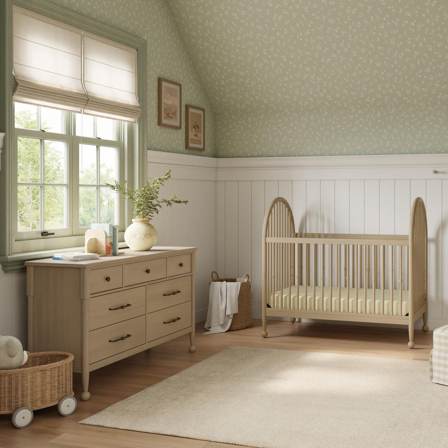 Alouette 3-in-1 Convertible Spindle Crib in Washed Pine
