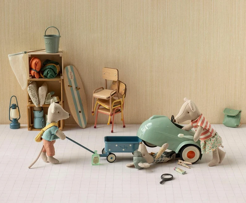 MAILEG CAR, MOUSE LIGHT MINT