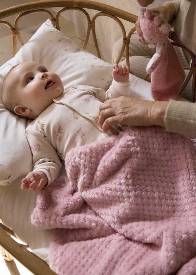 MAYORAL BABY PLUSH BLANKET - PINK