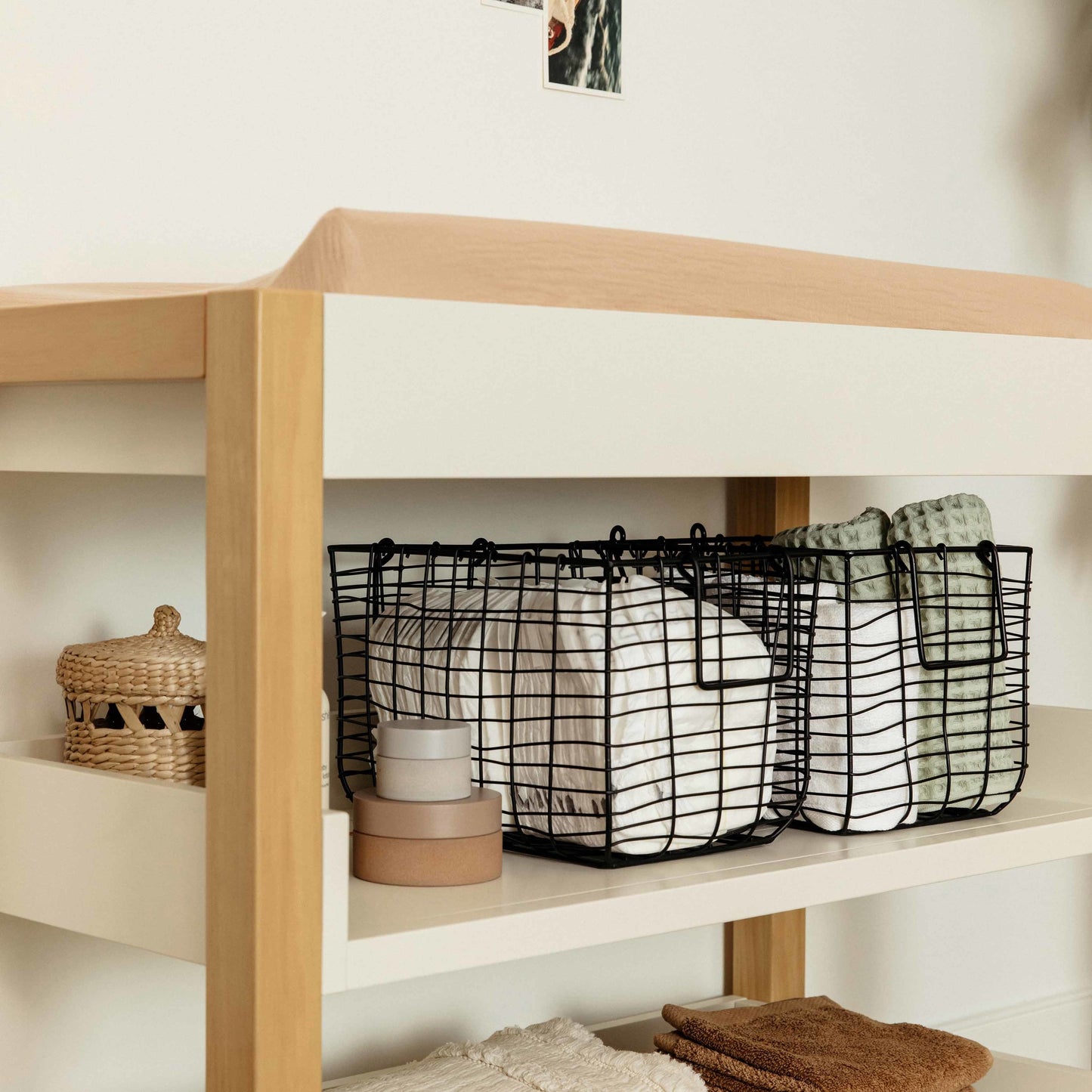 NAMESAKE NANTUCKET CHANGING TABLE