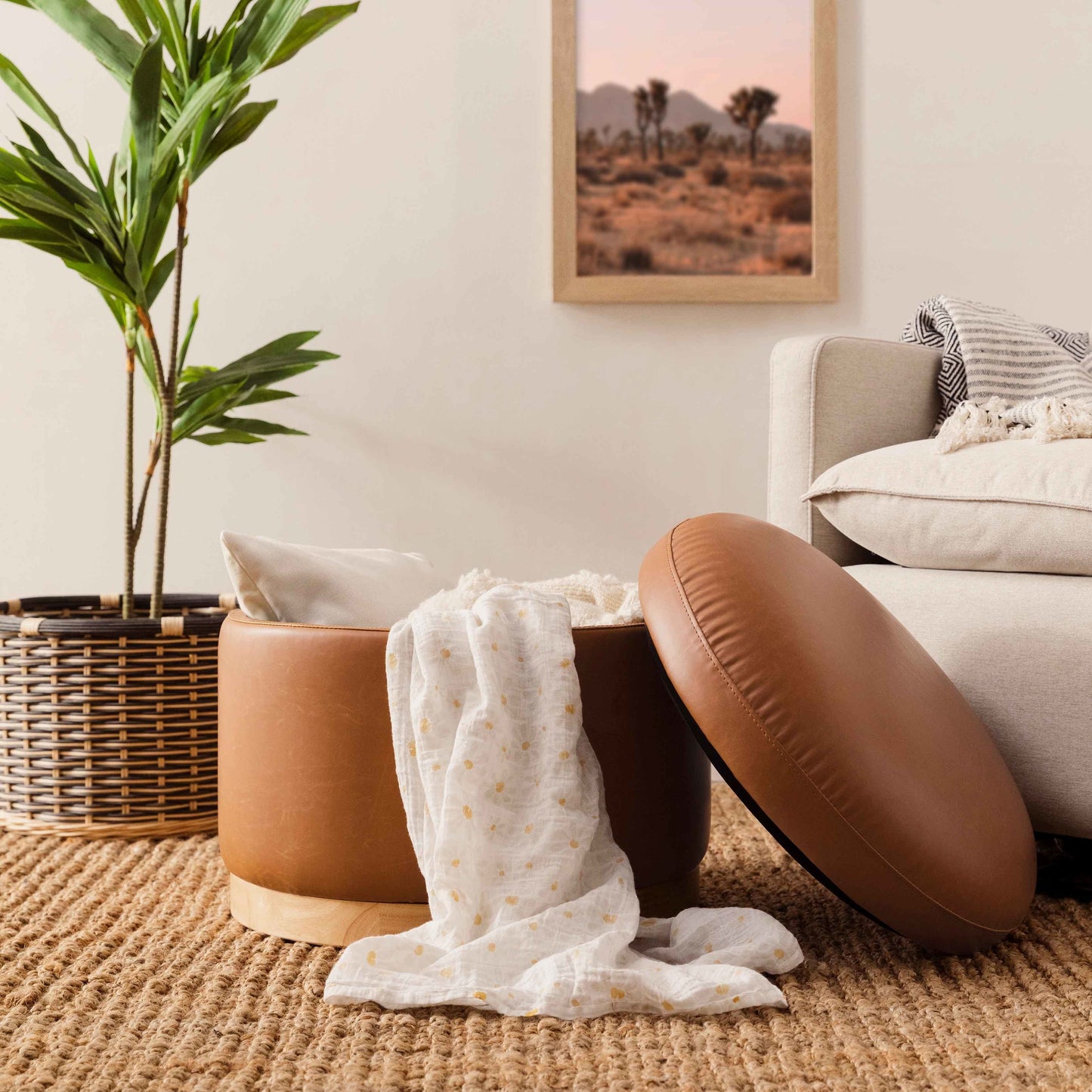 BABYLETTO NAKA STORAGE OTTOMAN IN VEGAN LEATHER