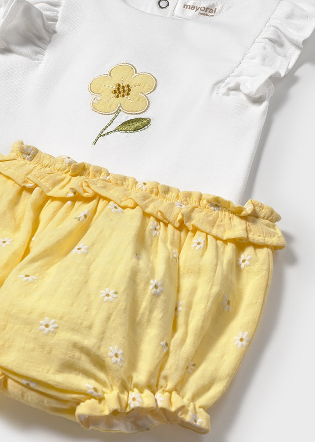 MAYORAL NEWBORN BLOOMERS AND T-SHIRT SET