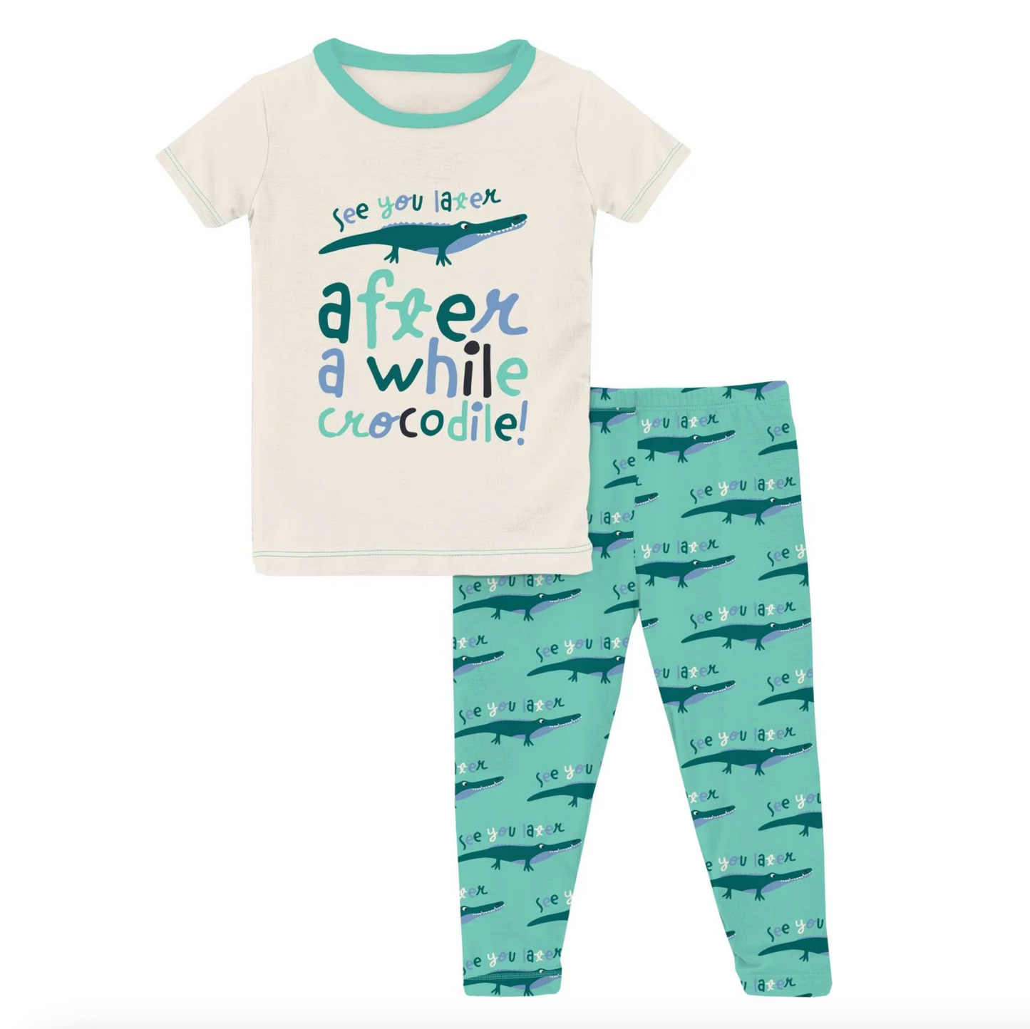 KICKEE PANTS SHORT SLEEVE GRAPHIC TEE PAJAMA SET - GLASS LATER ALLIGATOR