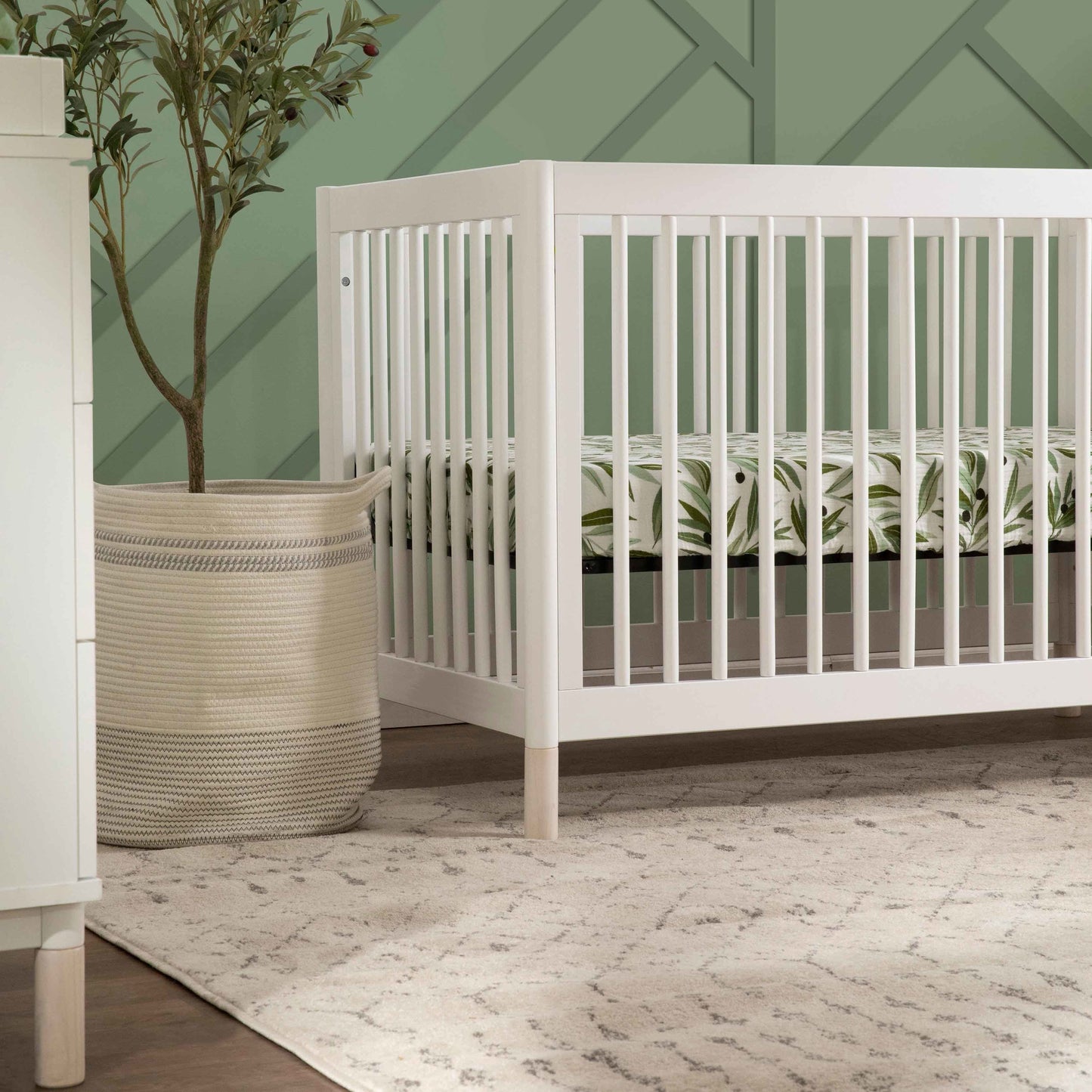 BABYLETTO GELATO 4-IN-1 CONVERTIBLE CRIB WITH TODDLER BED CONVERSION KIT