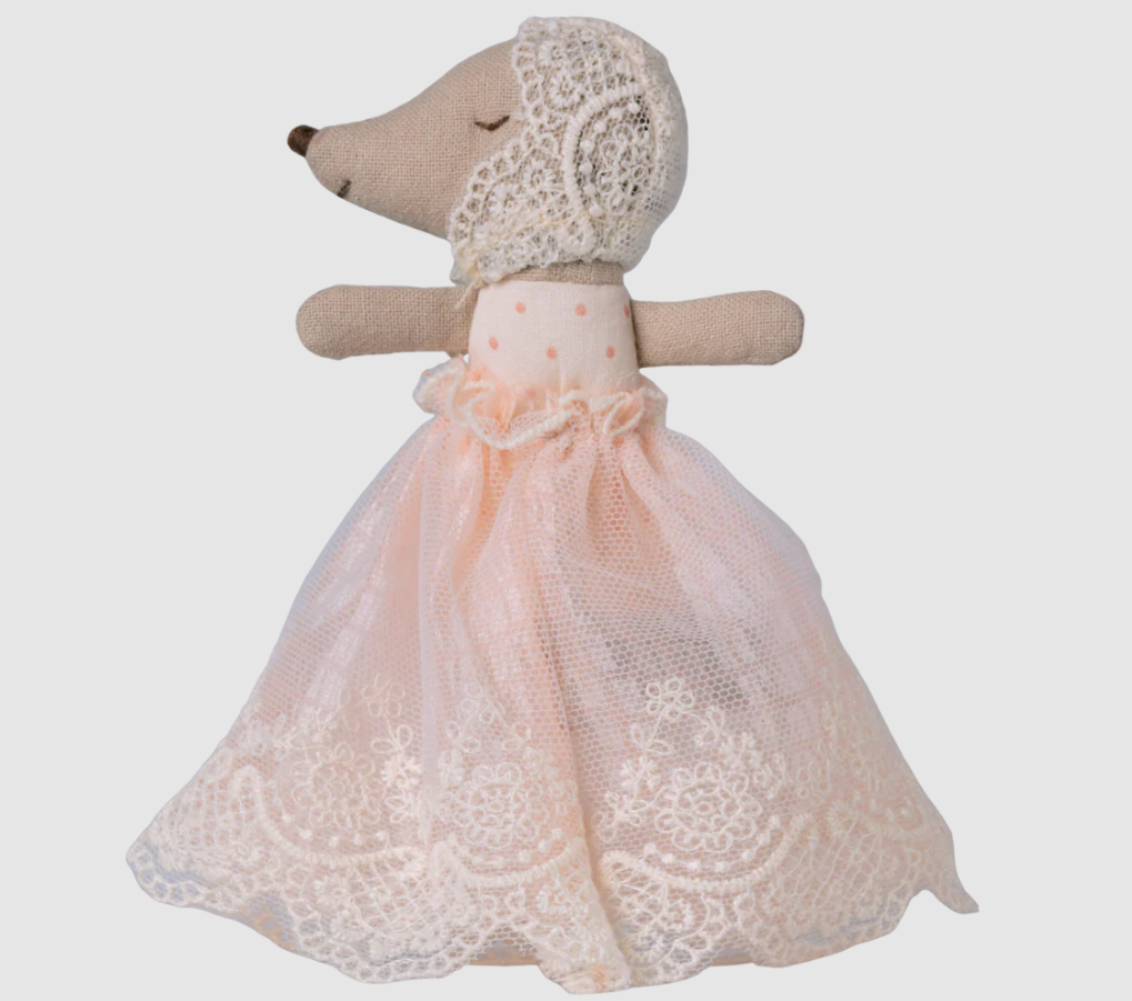 MAILEG BABY MOUSE IN GOWN - POWDER