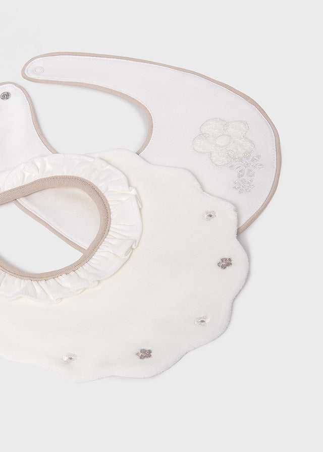 MAYORAL BIB SET WHITE EMBROIDERY