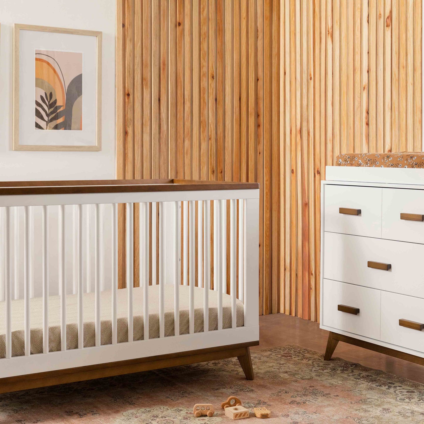 Scoot 3-in-1 Convertible Crib w/ToddlerBedConversion Kit in White/WashedNatural