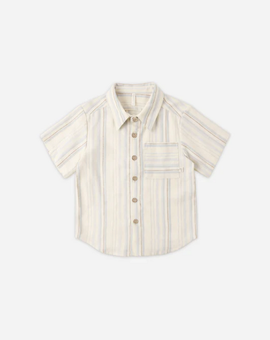 RYLEE + CRU COLLARED SHORT SLEEVE SHIRT - SEA STRIPE