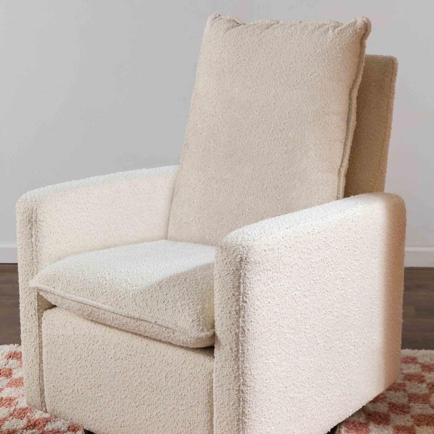 BABYLETTO CALI PILLOWBACK SWIVEL GLIDER