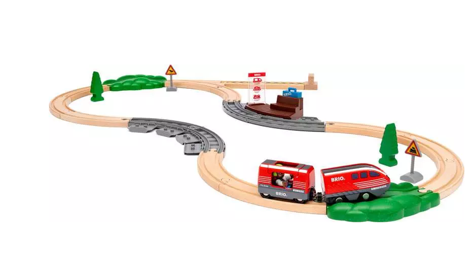 BRIO PULL BACK TRAIN SET