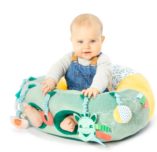 SOPHIE LA GIRAFE PADDED FOAM BABY SEAT & PLAY